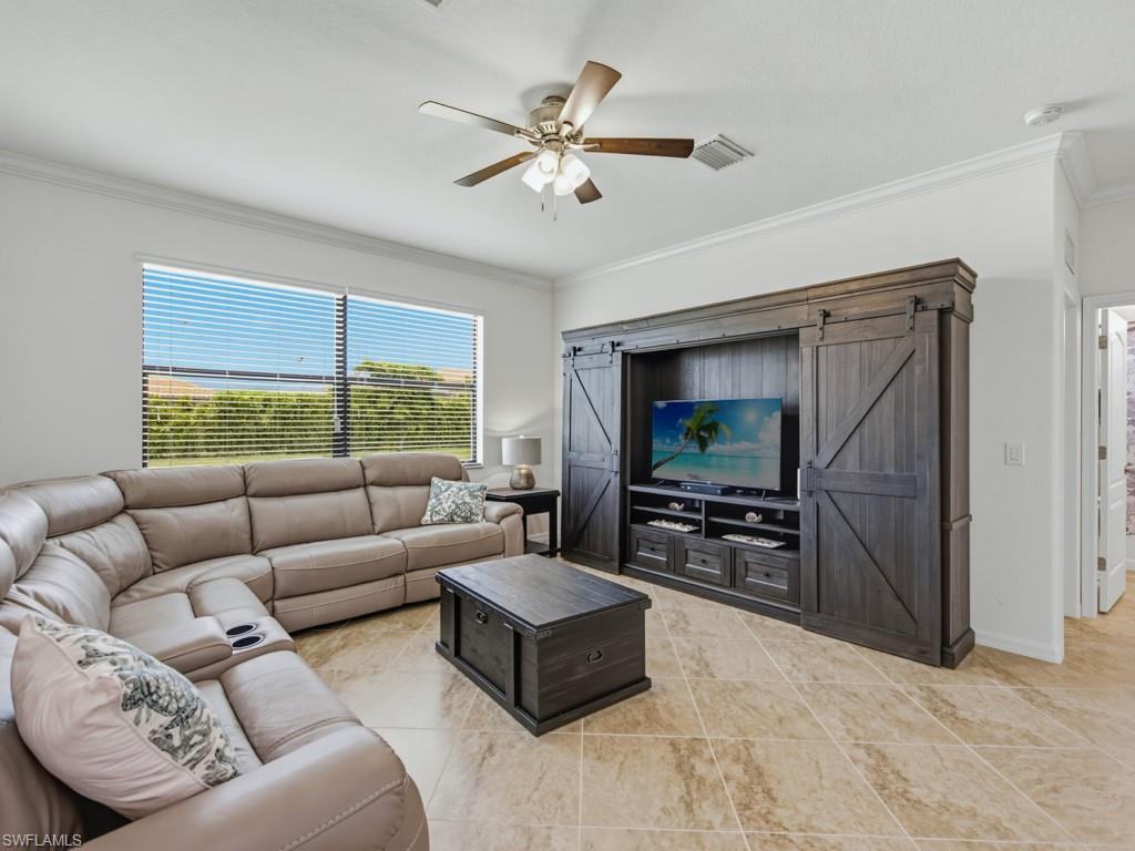 1577 Vizcaya LN