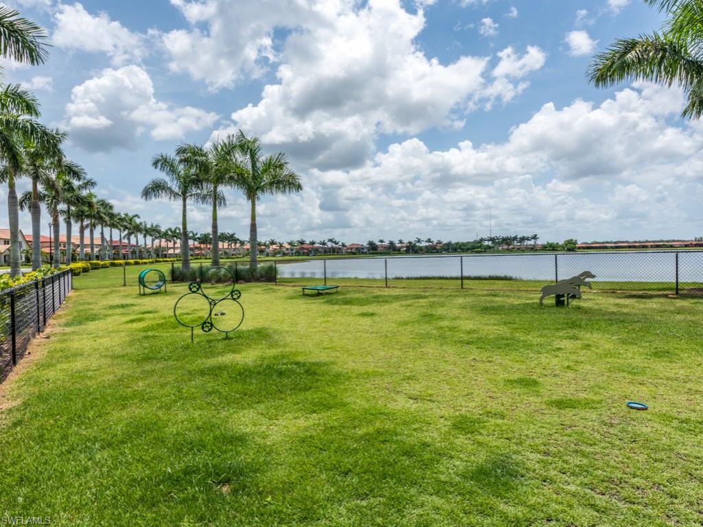 1577 Vizcaya LN photo 32