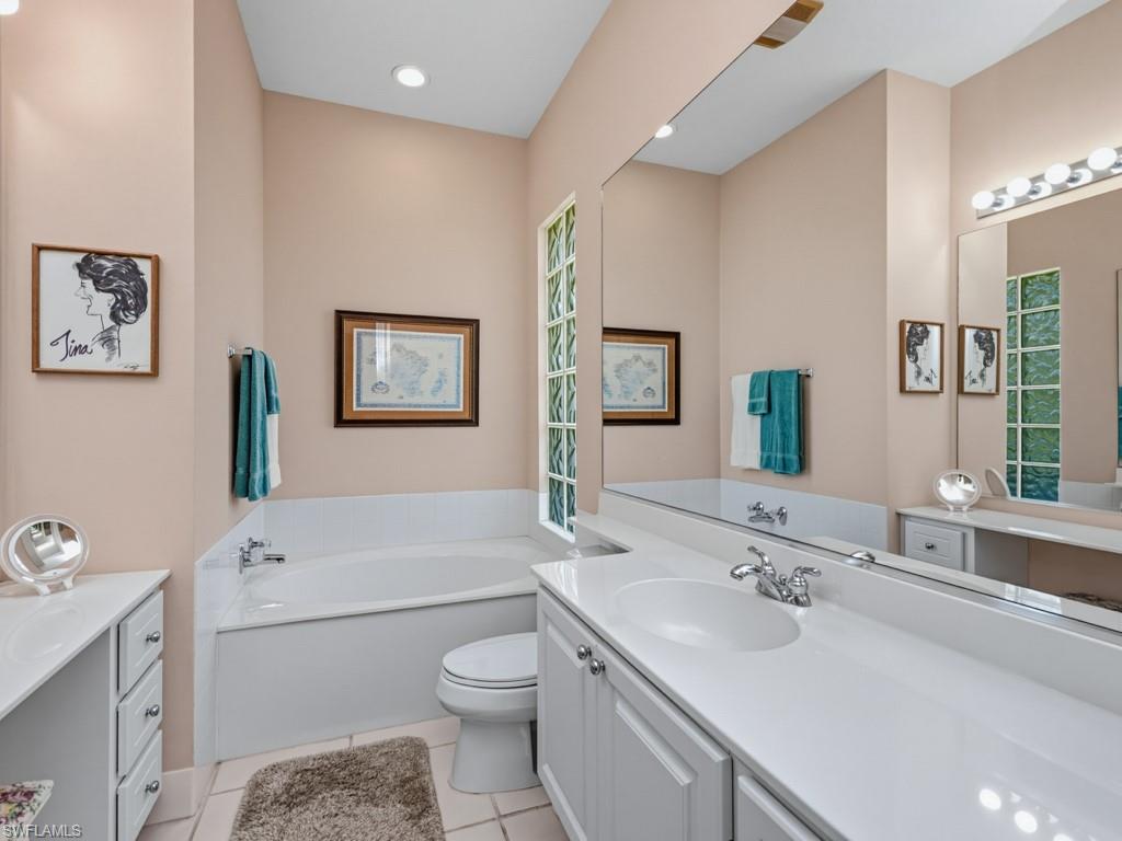 3829 Whidbey WAY photo 8