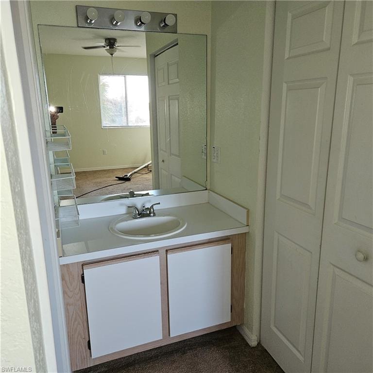 VANITY WITH SINK
