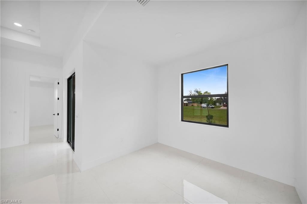 1143 NW 27th PL photo 9