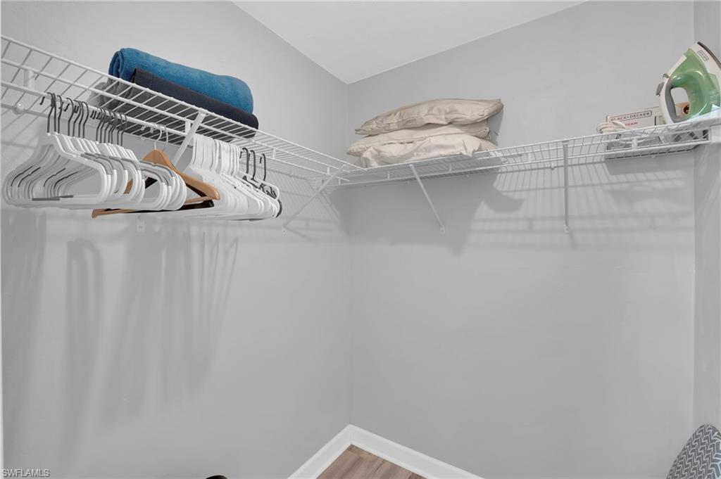 Walk in closet