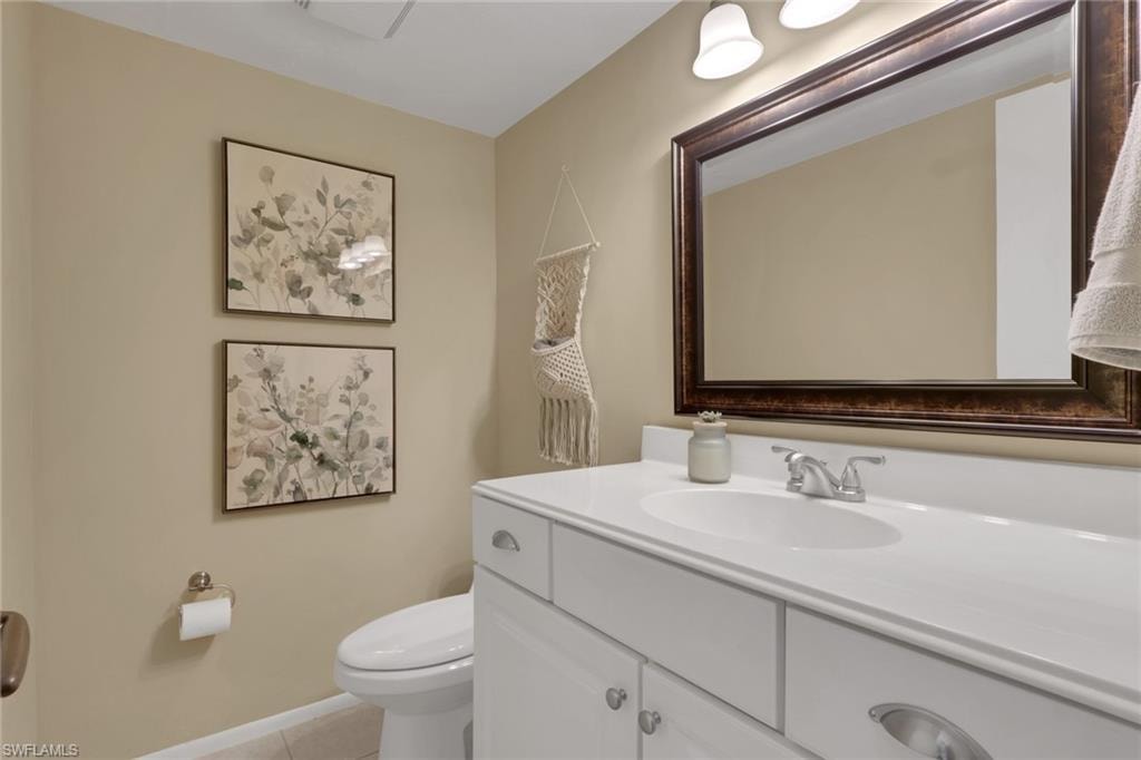 4751 Harbortown LN photo 17