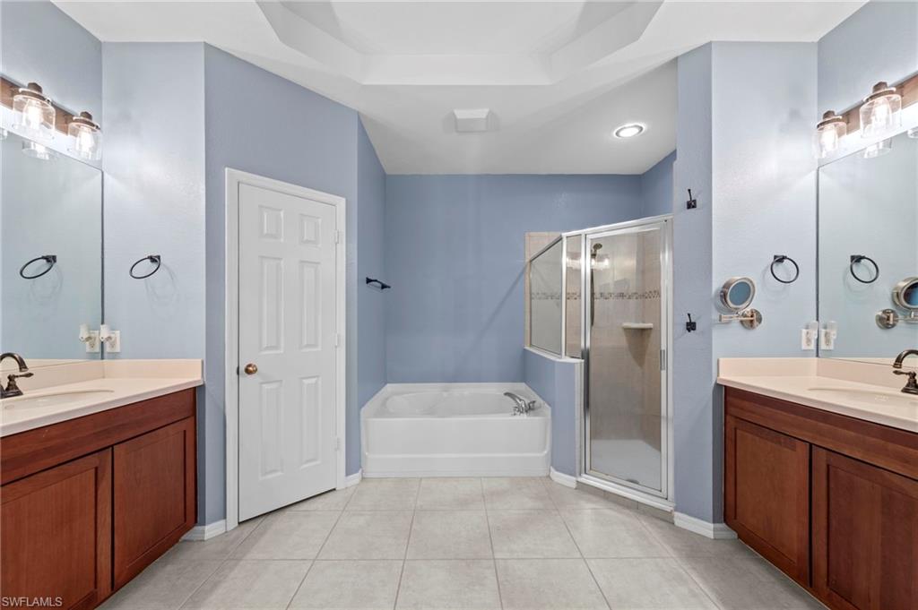 13261 Hampton Park CT photo 24