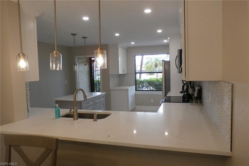 12621 Kelly Sands WAY 305 photo 8
