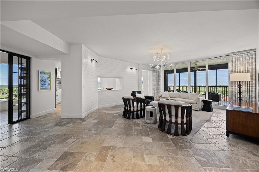 1060 Borghese LN 701 photo 7