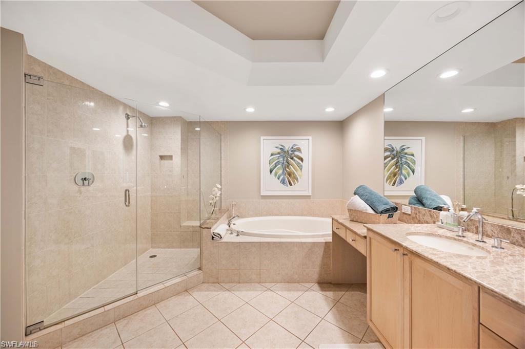 1060 Borghese LN 701 photo 9