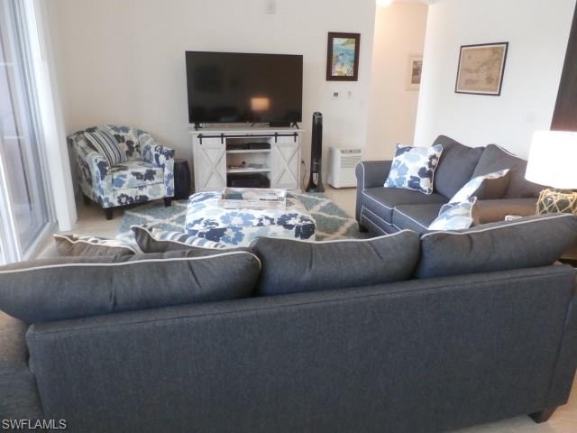 11701 Olivetti LN 210 photo 10