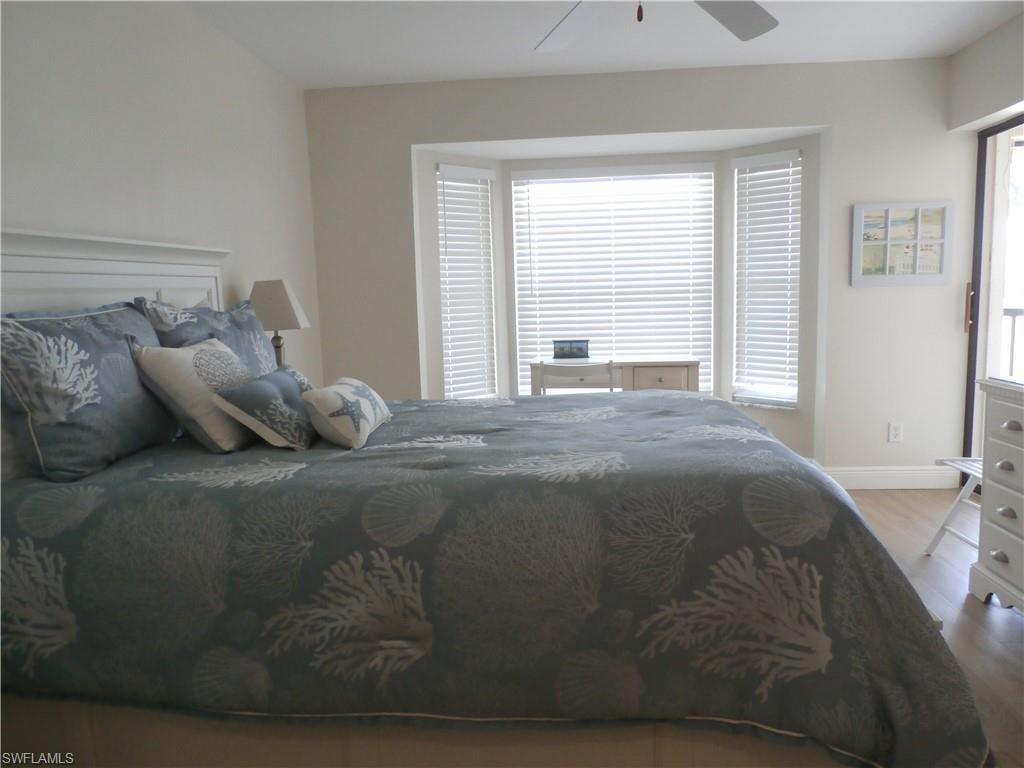 16301 Kelly Woods DR 205 photo 12