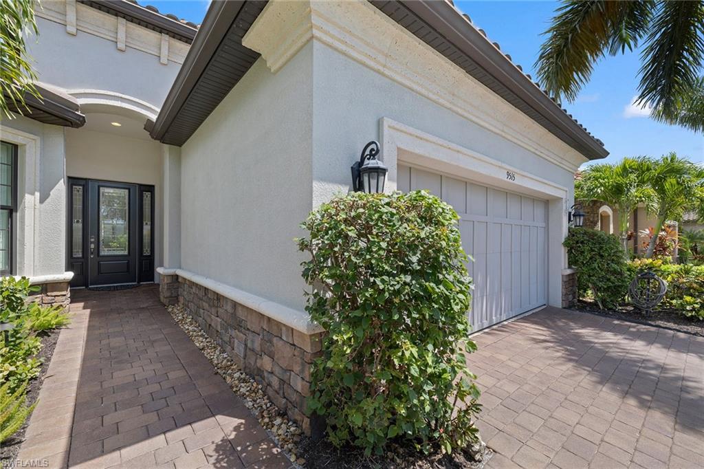 9515 Campanile CIR