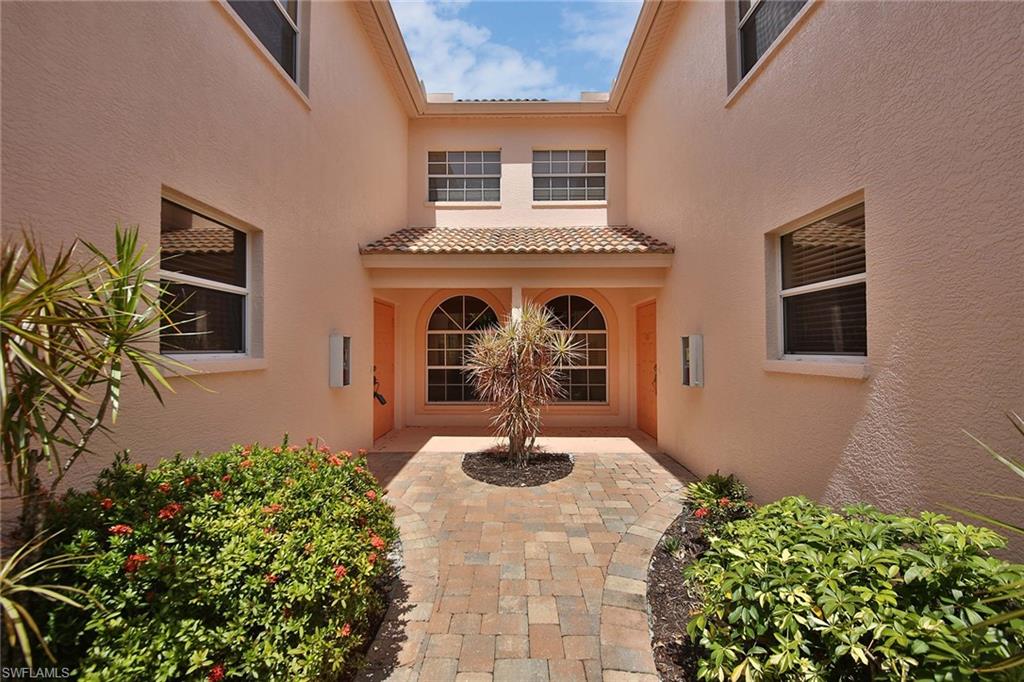 526 Lake Louise CIR 4-403