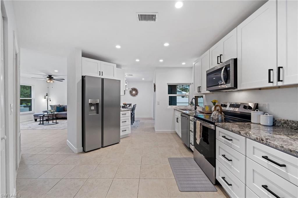 6060 Macbeth LN photo 12