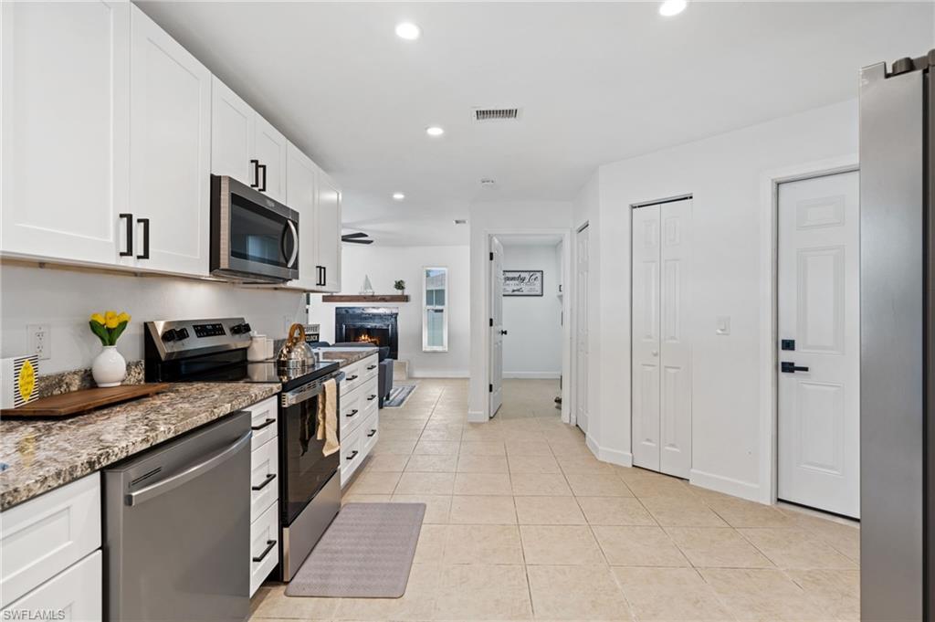 6060 Macbeth LN photo 10