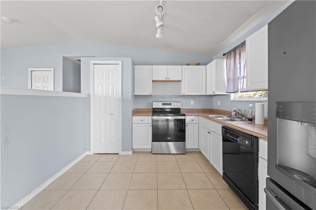 2028 NE 17th PL photo 6