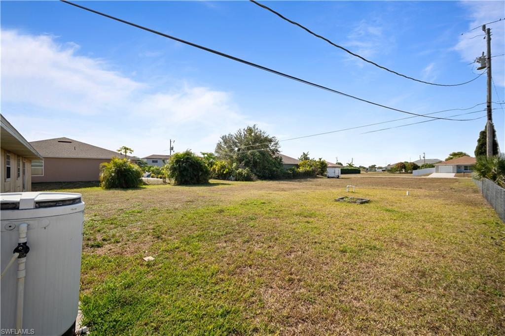 2028 NE 17th PL photo 15