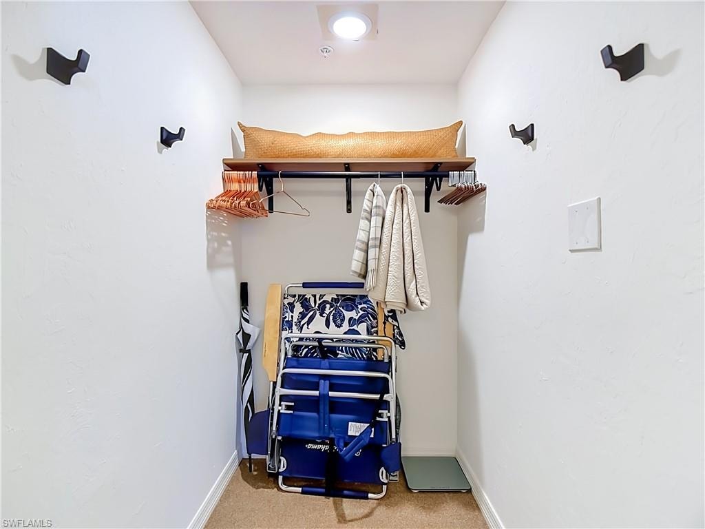 Walk-in closet