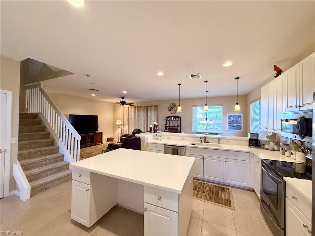 15470 Laguna Hills DR photo 9