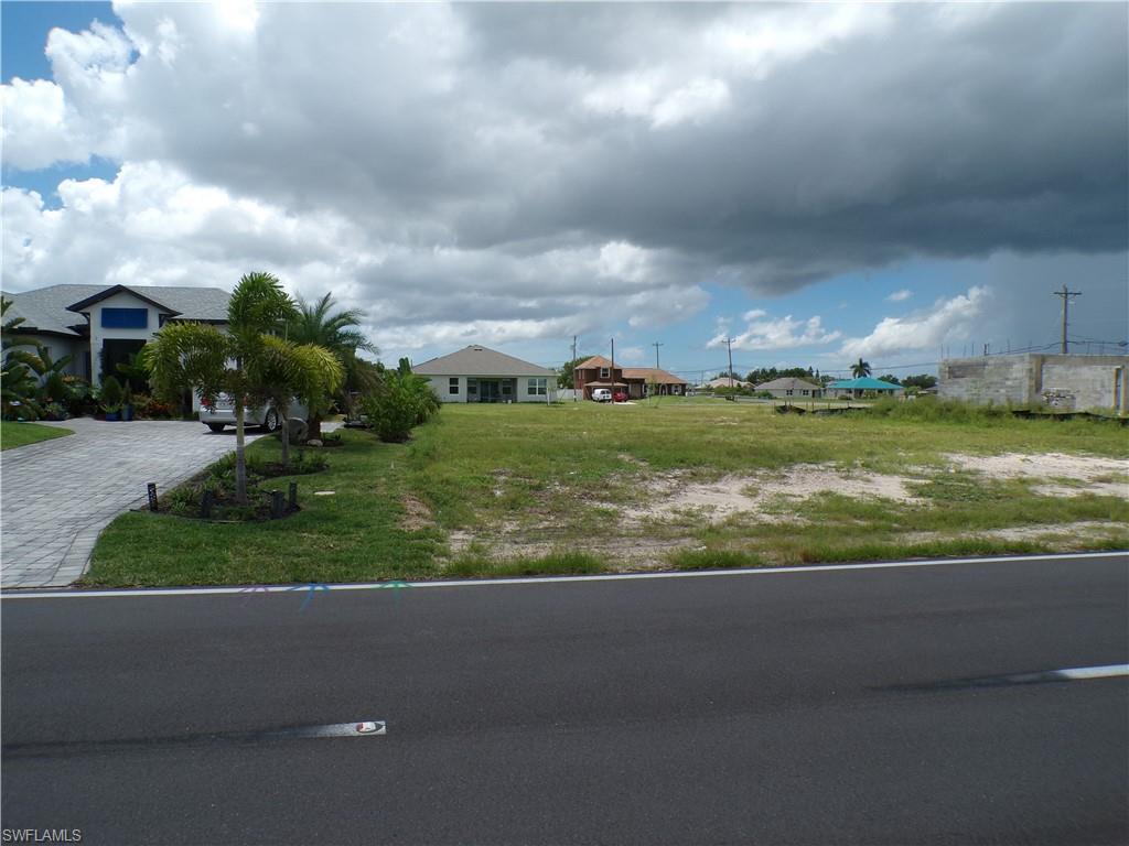 420 Diplomat PKWY E