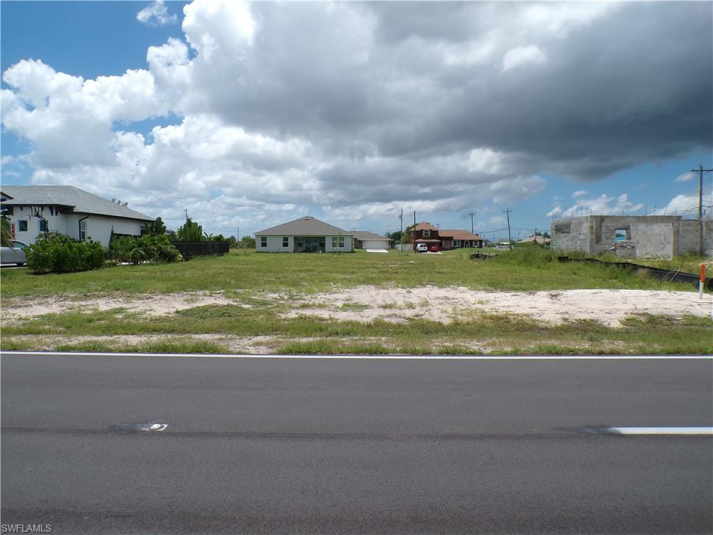 420 Diplomat PKWY E