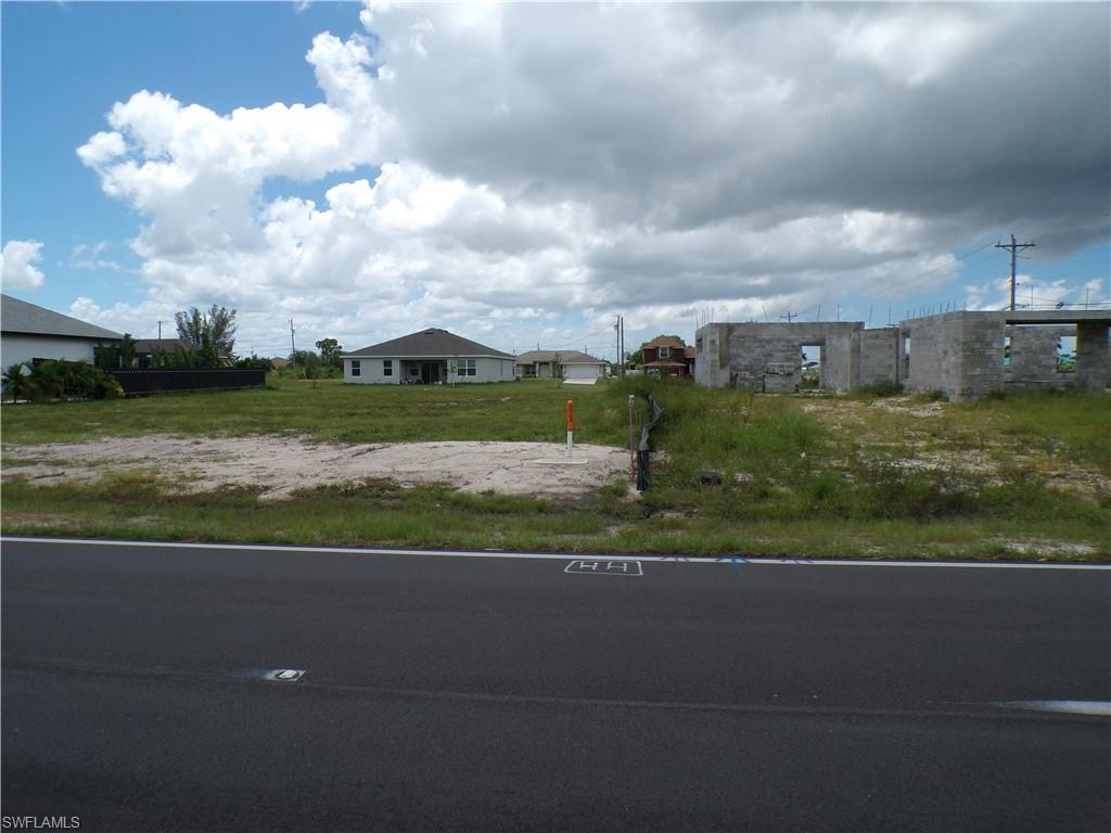 420 Diplomat PKWY E