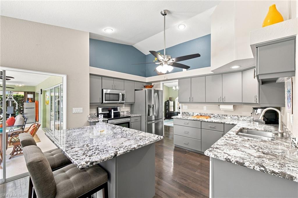 23431 Coral Bean CT photo 7