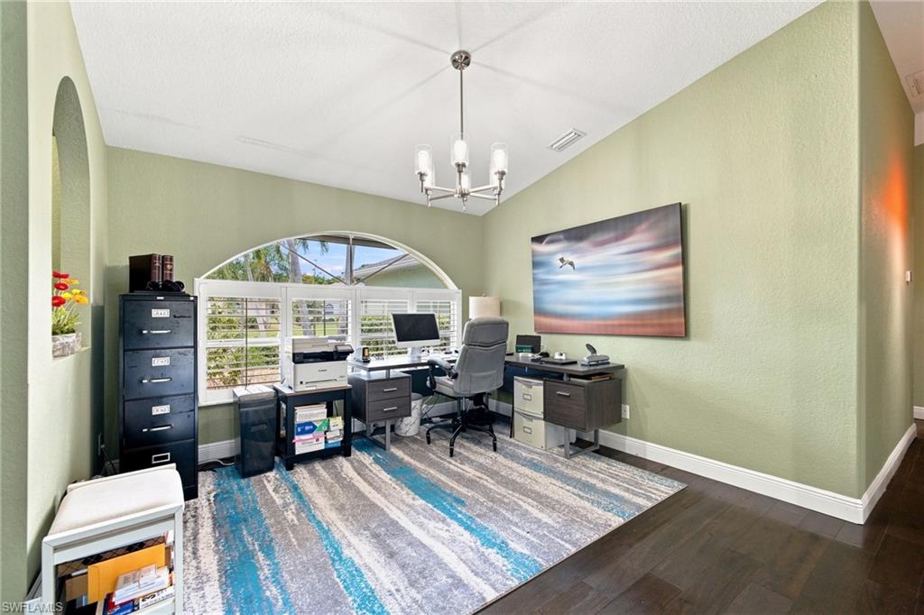 23431 Coral Bean CT photo 15