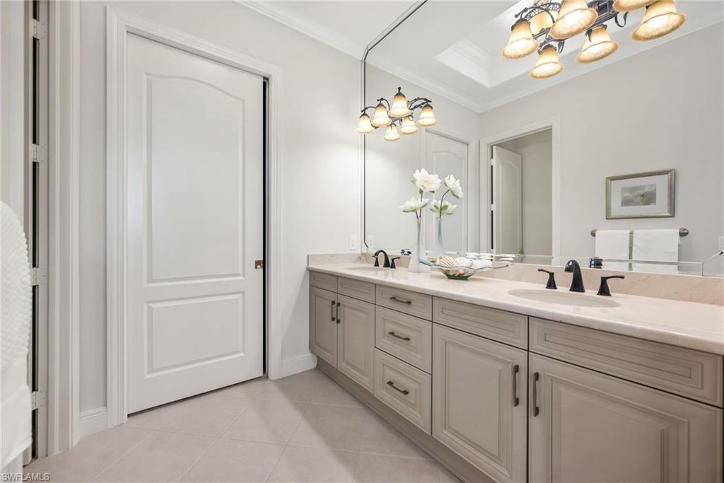 534 Avellino Isles CIR 8302 photo 13