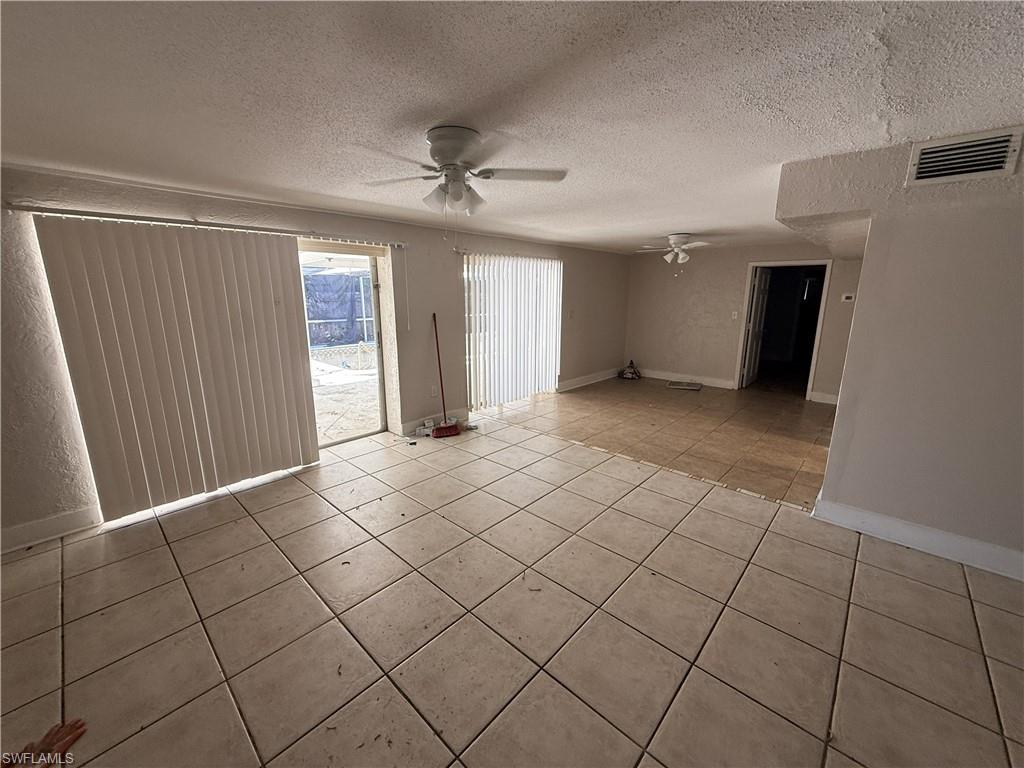 3955 Seminole AVE photo 9