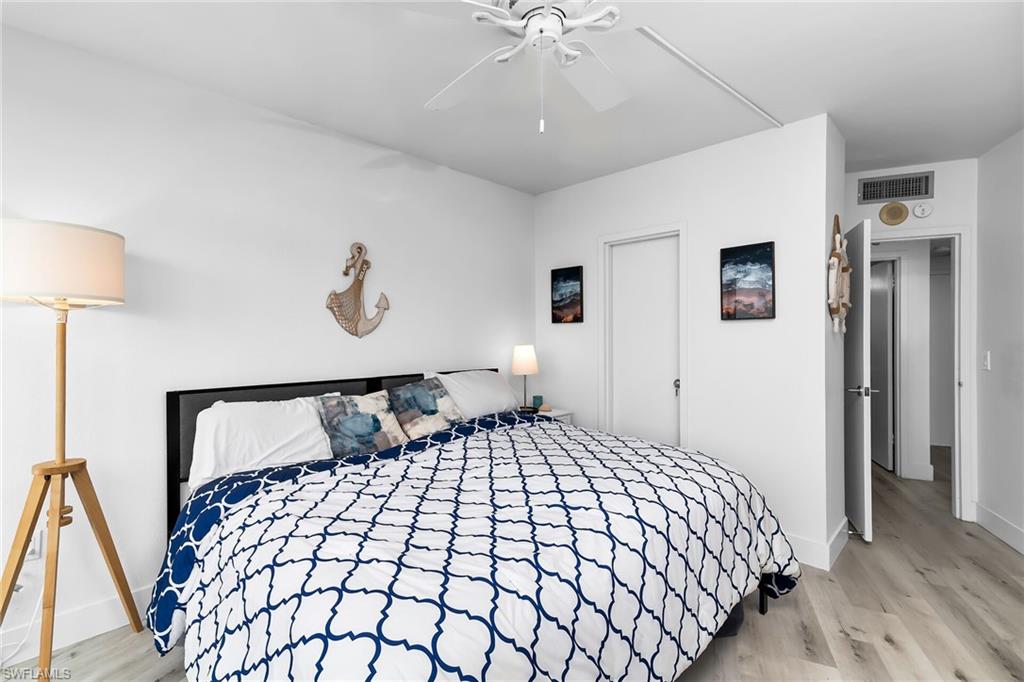 58 Collier BLVD 1601 photo 20