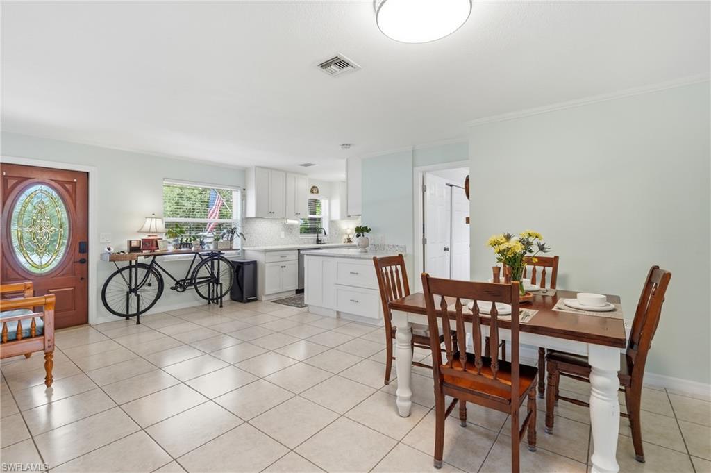 1842 Grove AVE photo 10