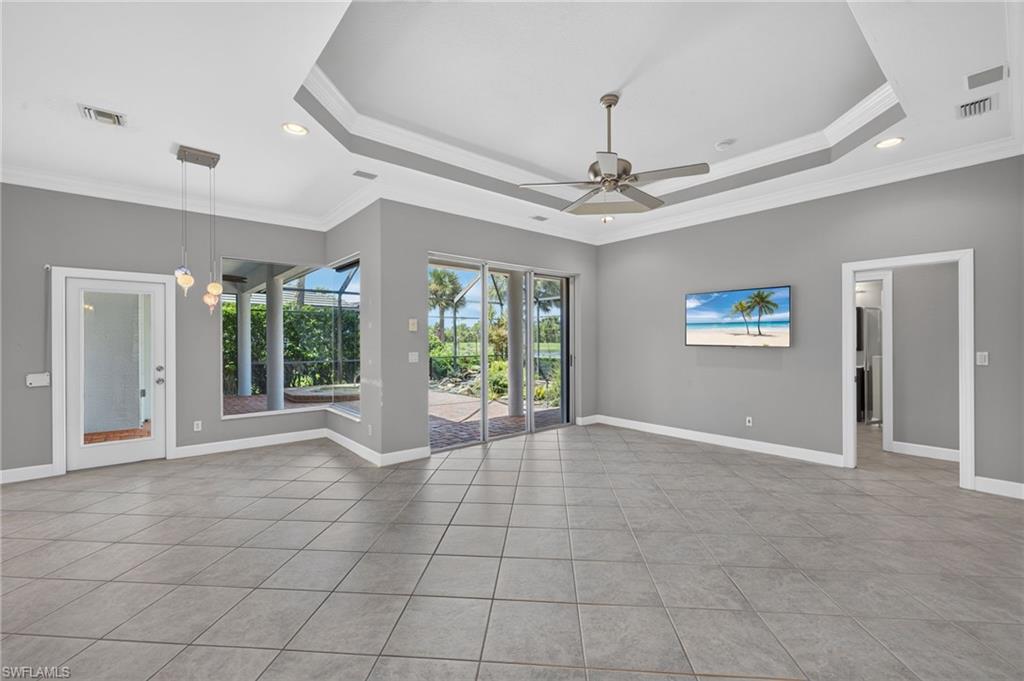 16182 Crown Arbor WAY photo 13