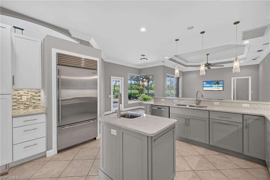 16182 Crown Arbor WAY
