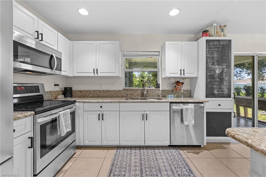 2329 SE 8th AVE photo 12