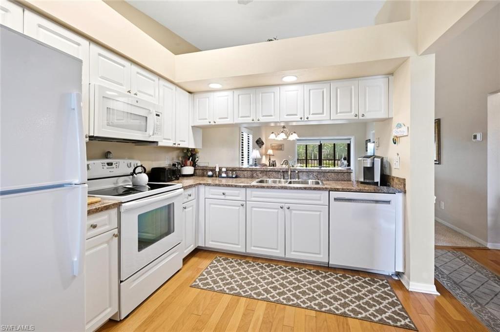 7360 Saint Ives WAY 2301 photo 20