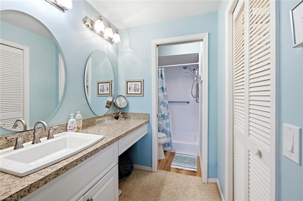 7360 Saint Ives WAY 2301 photo 24