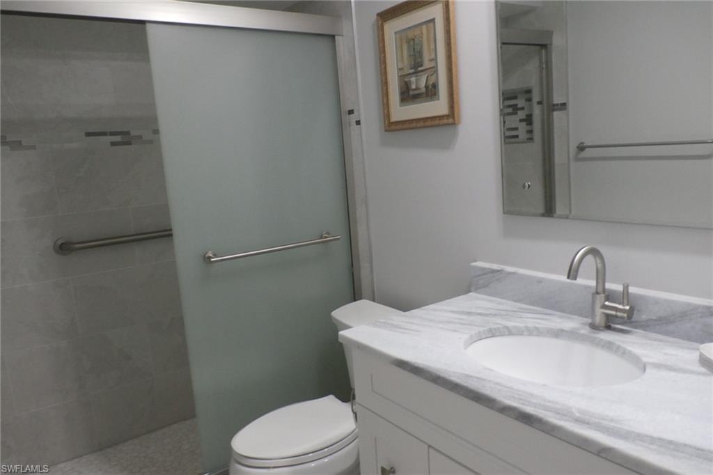 11110 Caravel CIR 101 photo 16