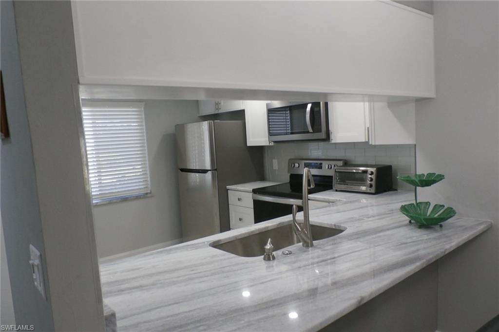 11110 Caravel CIR 101 photo 8