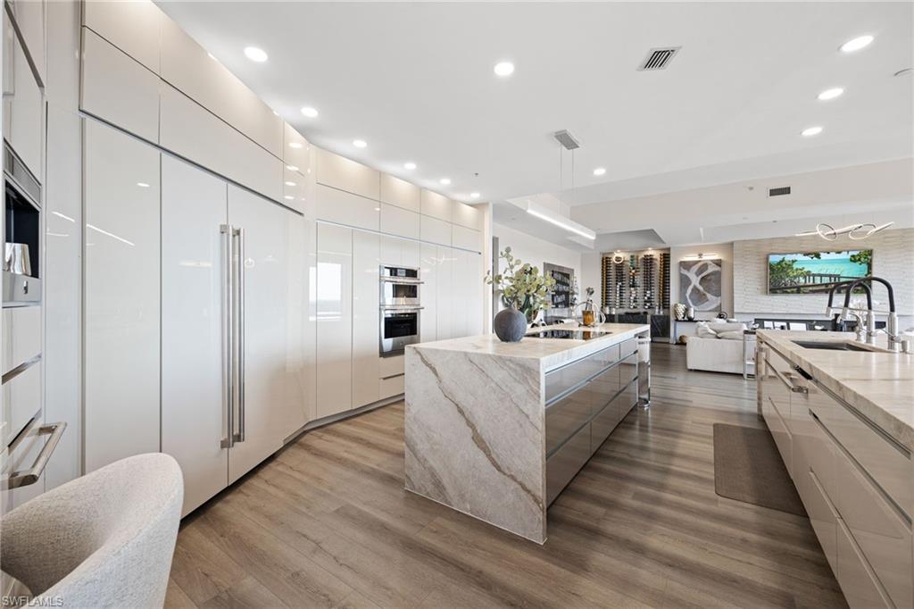 14300 Riva Del Lago DR 2104 photo 18