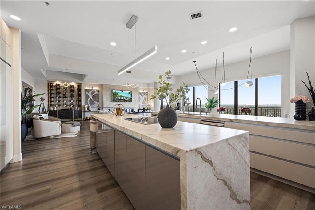 14300 Riva Del Lago DR 2104 photo 19
