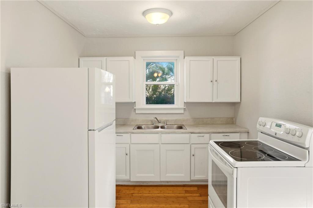 2342 Stella ST photo 13