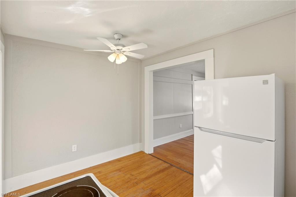 2342 Stella ST photo 16