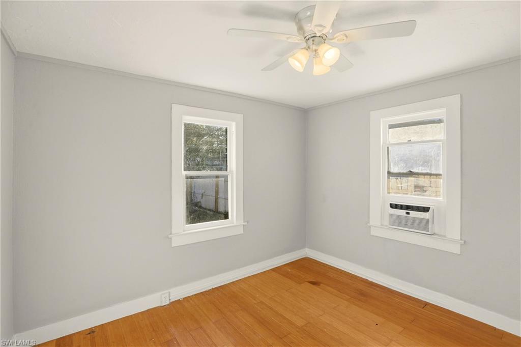 2342 Stella ST photo 26