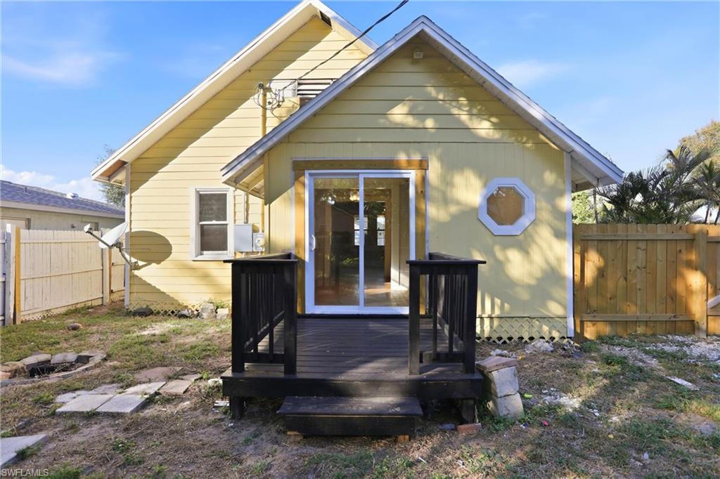 2342 Stella ST photo 33