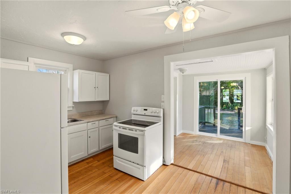 2342 Stella ST photo 15