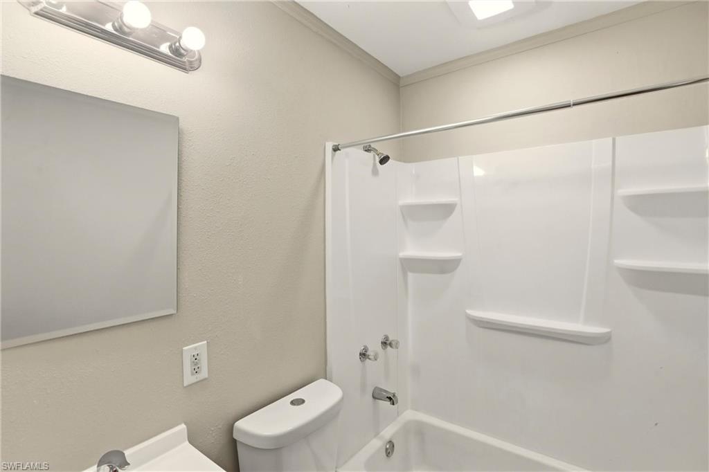 2342 Stella ST photo 25