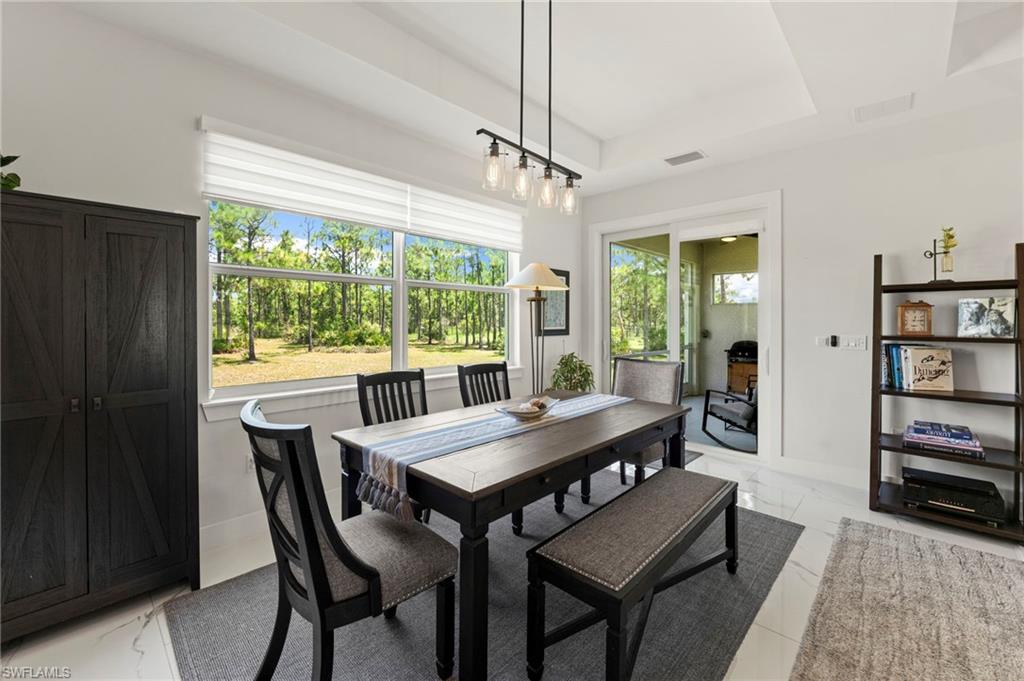 Tray ceiling with recessed lighting