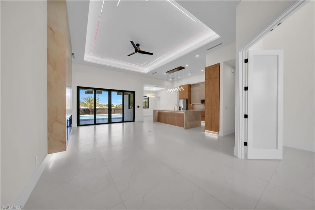 2421 Santa Barbara BLVD N photo 17