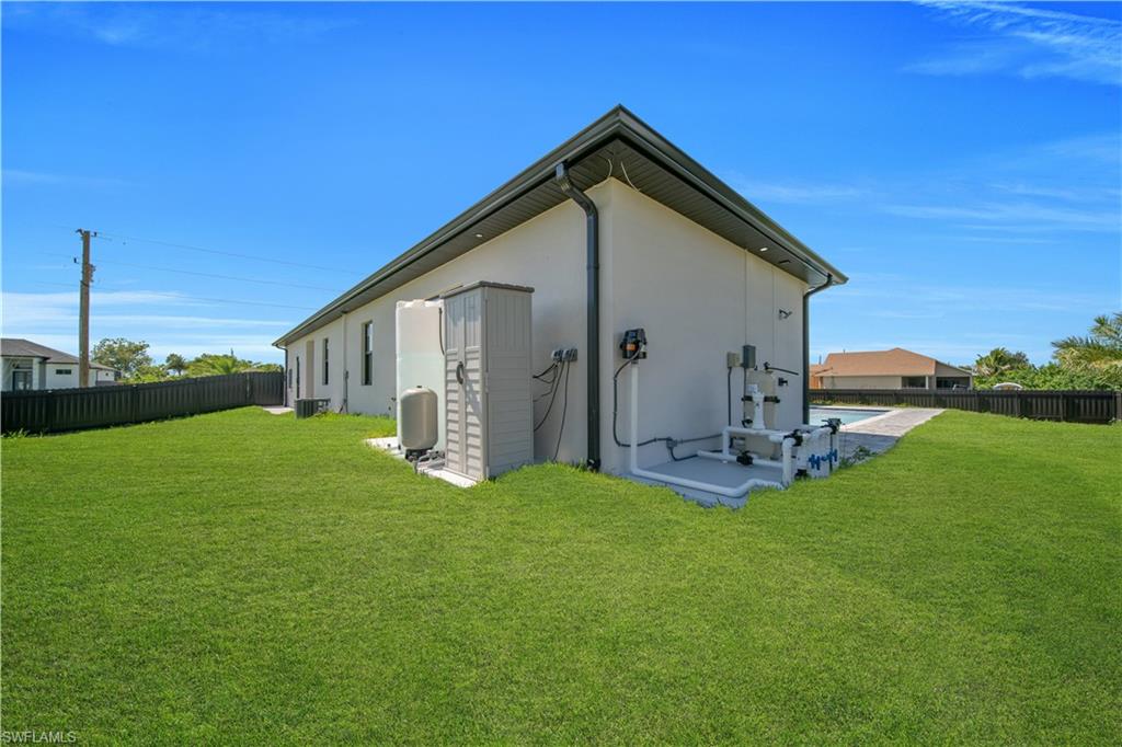 2421 Santa Barbara BLVD N photo 30