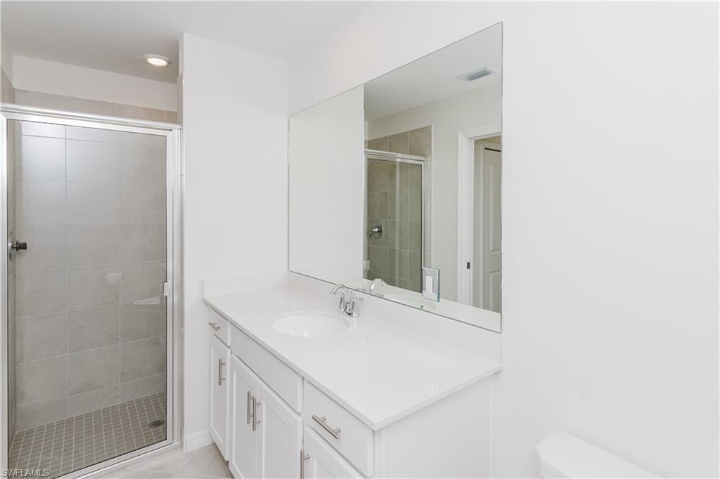 18411 COPPERHEAD CT N 311 photo 12