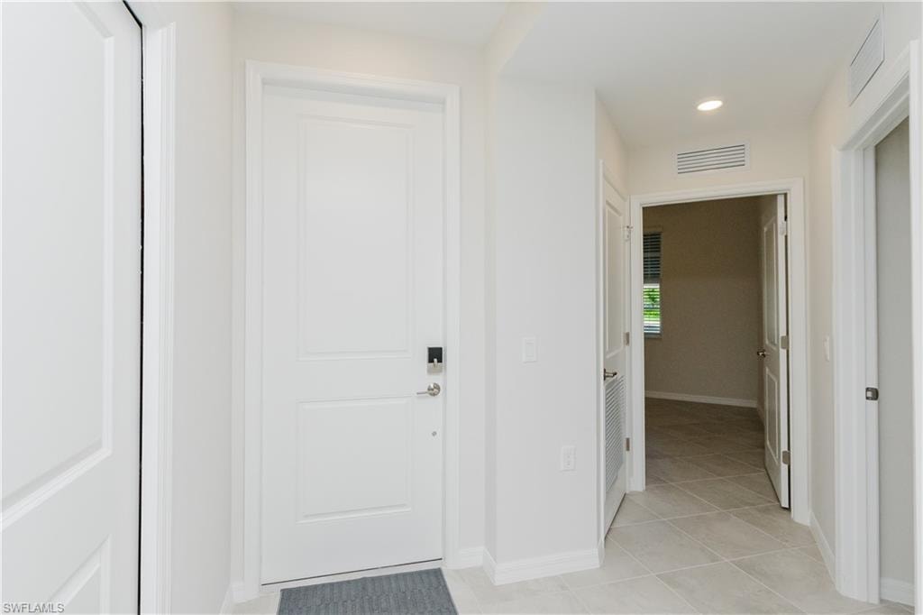 18411 COPPERHEAD CT N 311 photo 7